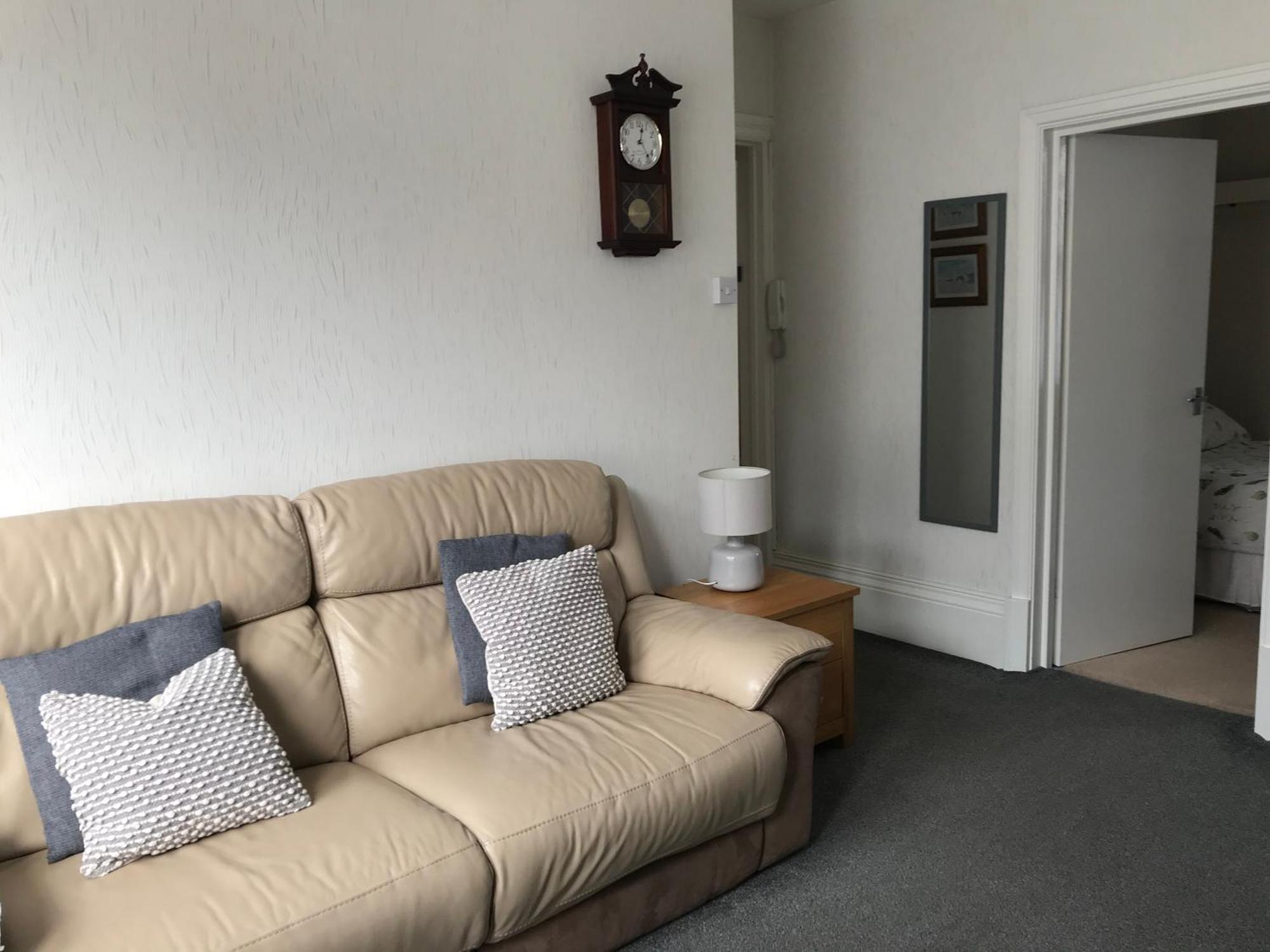 Parade Holiday Apartments Scarborough Exteriör bild